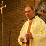 El párroco de Algete llama a los sacerdotes de Galicia a desprenderse de sus inercias y a renovar su mentalidad pastoral