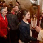 El arzobispo Julián Barrio acepta la invitación vecinal de Cerponzóns
