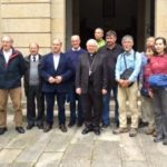 El arzobispo de Santiago recibe a la delegación japonesa tras su peregrinación promocional por el Camino de Invierno