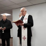 El arzobispo de Santiago inaugura el primer economato de Cáritas en A Coruña