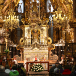 Información sobre el traslado de las misas de la Catedral de Santiago durante las obras en el interior de la basílica