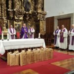 El arzobispo pide a los catequistas seguir evangelizando “con vuestro testimonio”