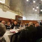 La cena solidaria organizada por el Seminario Mayor para ayudar a las personas sin techo volvió a ser un éxito de participación