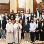Mons. Barrio a los jóvenes de Carballo: “Asumid el compromiso de dar testimonio de aquello que vosotros creéis y que da sentido a vuestra vida”