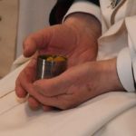 El arzobispo preside este sábado la ceremonia de Confirmación de una treintena de jóvenes en la Catedral