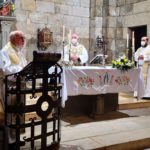 El arzobispo celebra la Eucaristía con la que se reabre al culto público la Corticela