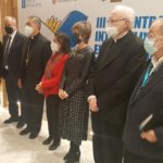 Monseñor Barrio resalta que la Iglesia de Santiago recibe “a todos los peregrinos que buscan y comparten su caminar desde diversas posiciones religiosas”