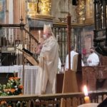 Mons. Julián Barrio: “Jesús ha vencido a la muerte. En Él encontramos el sentido de nuestro peregrinar humano”