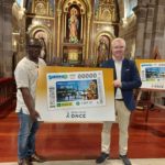 La ONCE presenta el cupón que dedica al Año Jubilar de la Virgen de la Junquera de Cee