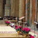 Mons. Julián Barrio a las familias: “Vuestras casas han de ser hogares de la luz que brilló en Belén y que necesita hoy nuestra sociedad”