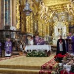 El arzobispo de Santiago presidió en la Catedral compostelana la Misa funeral por Benedicto XVI