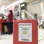 Cáritas sella acuerdos con tres súper estradenses para repartir a diario comida preparada