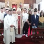 D. Francisco confirma a 20 jóvenes en Albores