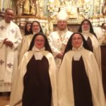 Don Francisco celebra la fiesta de Santa Teresa en el Convento de las Carmelitas de Santiago