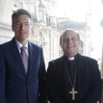 El Arzobispo recibe al Cónsul Honorario de la República Dominicana en Galicia