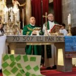 El arzobispo preside en Padrón la Misa en la Jornada de Manos Unidas