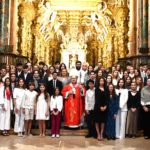 El arzobispo a los confirmandos: “Seguid escribiendo ese nuevo lenguaje que Dios quiere poner en vuestro corazón”