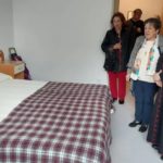 Cáritas inaugura una nueva vivienda para mayores en O Burgo