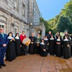 El arzobispo preside una Misa en la Residencia de las Hermanitas de los Ancianos desamparados, en Caldas de Reis
