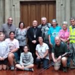 Encuentro del arzobispo con miembros de la Pastoral del Sordo