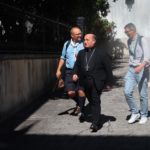 El arzobispo de Santiago, mons. Prieto, recibe a los niños y jóvenes scouts