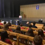 Encuentro del Arzobispo de Santiago con la comunidad educativa del colegio Peleteiro