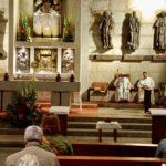 Sanxenxo celebra una Vigilia de Oración en preparación para la Asamblea Pastoral Diocesana
