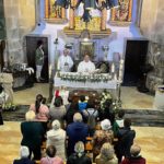 Mons. Prieto preside la Eucaristía en el Santuario de Amil, templo jubilar, en el mes de María