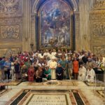 Los peregrinos de Santiago viven su segundo día en Roma entre arte, oración y camino interior